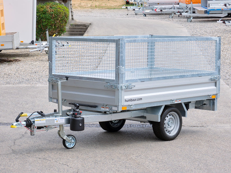 Humbaur Kipper 1500 kg mit Gitteraufsatz, Ansicht vorne, nicht gekippt