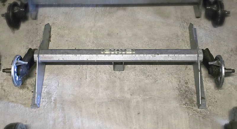 Anhänger Achse 1350 kg Restposten