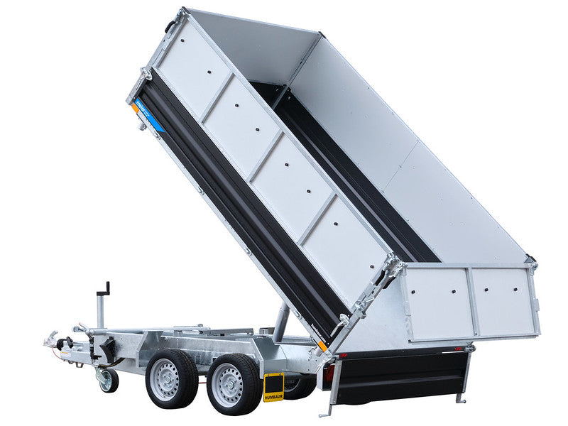 Tribenne Humbaur type HTK 3500 kg, ridelle en acier avec grille