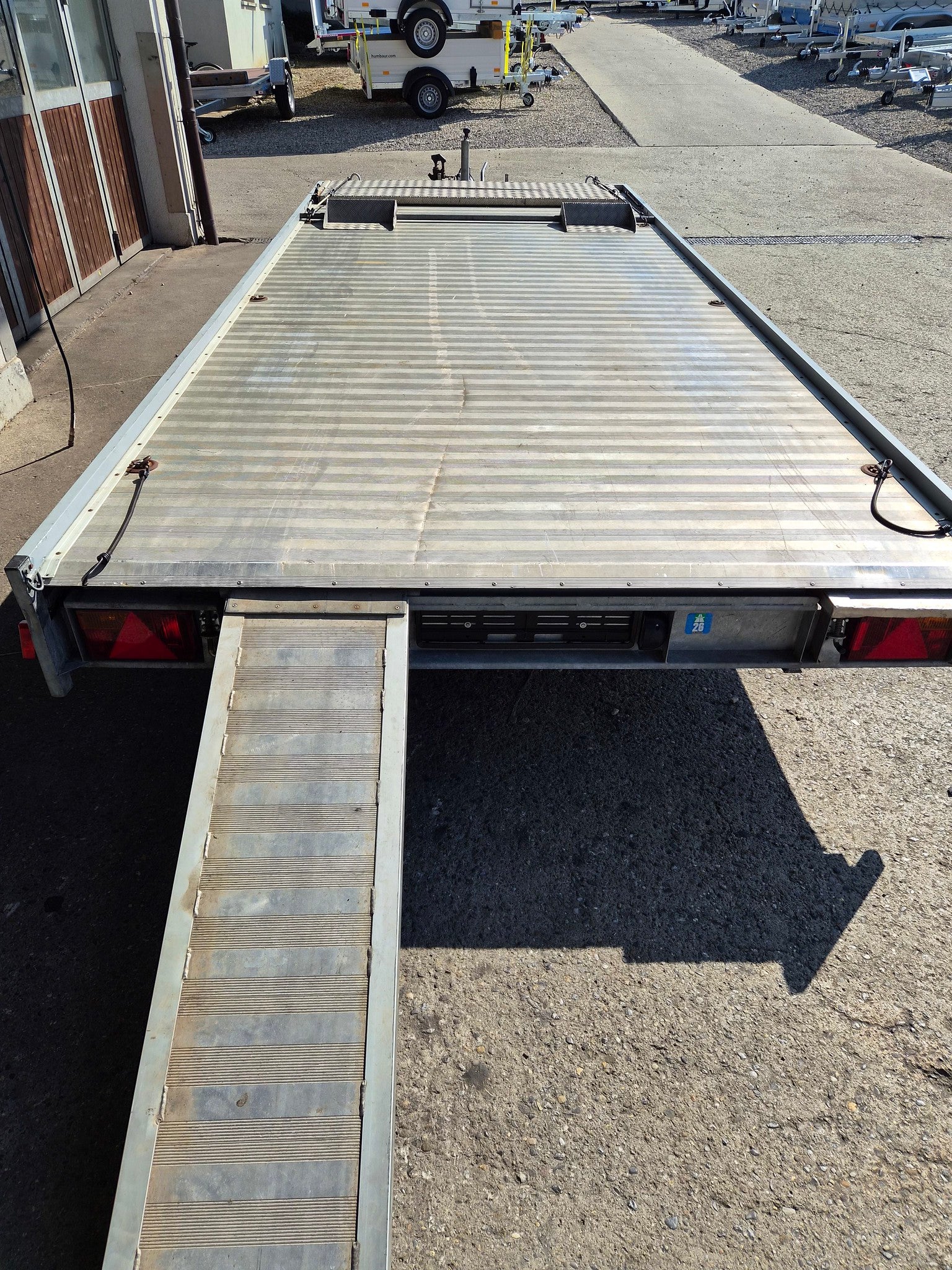 Occasion Autotransport Anhänger 3500 kg, kippbar