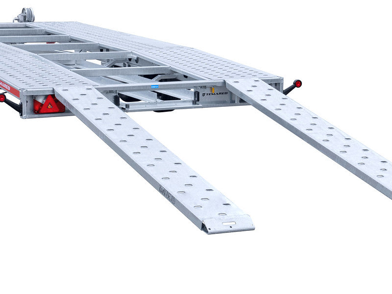 Temared Autotransporter Typ CAR DECK PLUS, mit Auffahrrampen, Heck abgeschrägt