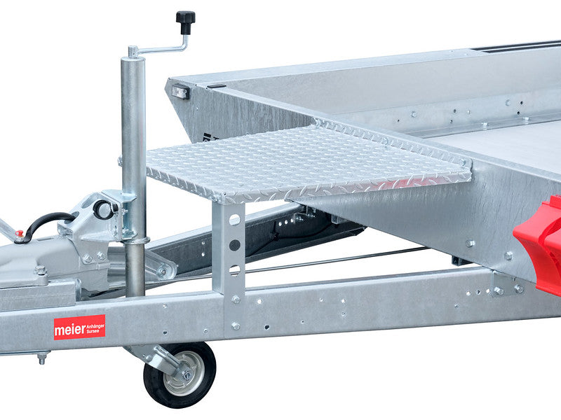 Temared Baumaschinentransporter Typ BUILDER mit Überfahrwand