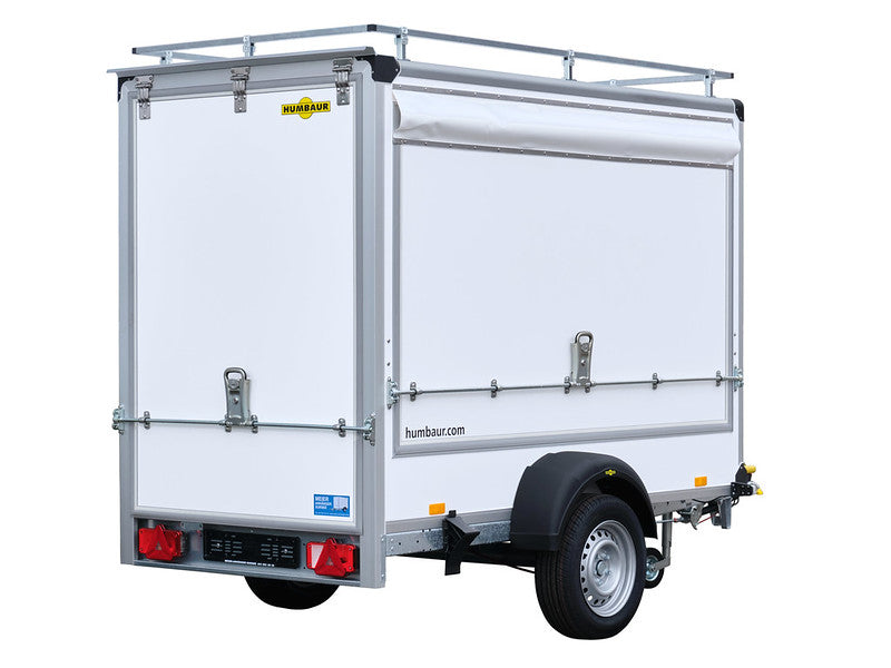 Remorque fourgon Humbaur type HK avec barres de toit, cloison de séparation, rabats arrière et latéraux