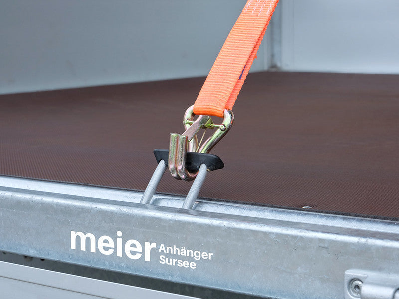 Remorque Humbaur type HN, plateau à deux essieux, basse hauteur de chargement, avec bâche