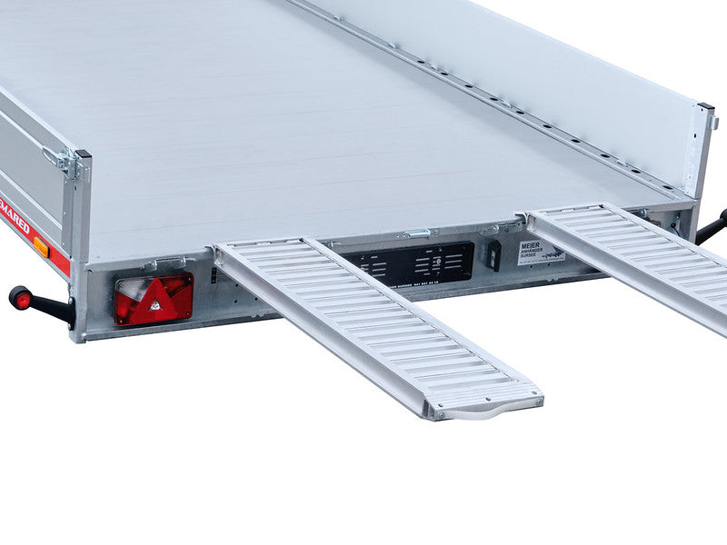 Remorque Temared type UNIVERSAL, inclinable avec ridelles et 2 rampes