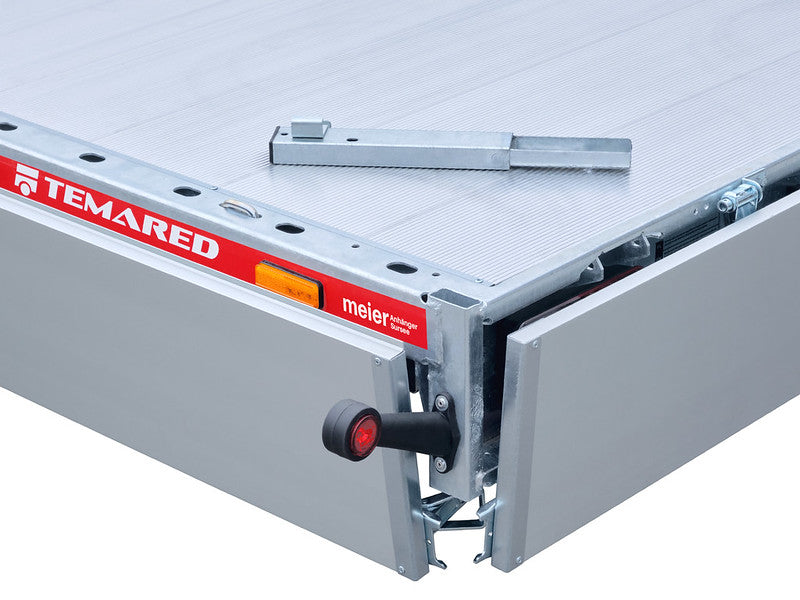 Remorque Temared type UNIVERSAL, inclinable avec ridelles et 2 rampes