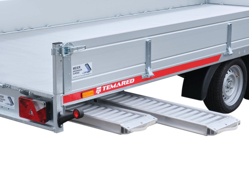 Remorque Temared type UNIVERSAL, inclinable avec ridelles et 2 rampes