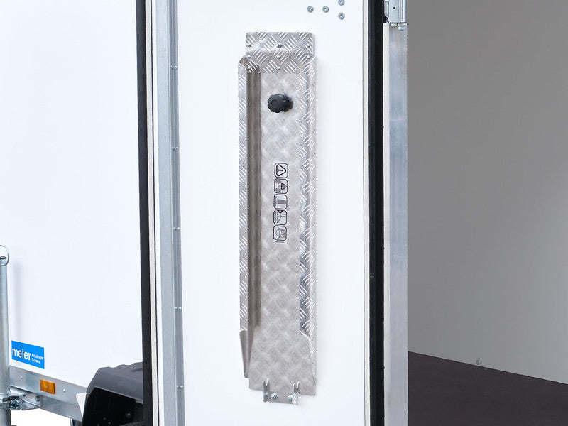 Remorque fourgon Temared type SMART BOX 750 kg, non freinée, avec rampes, ne doit jamais aller au contrôle technique