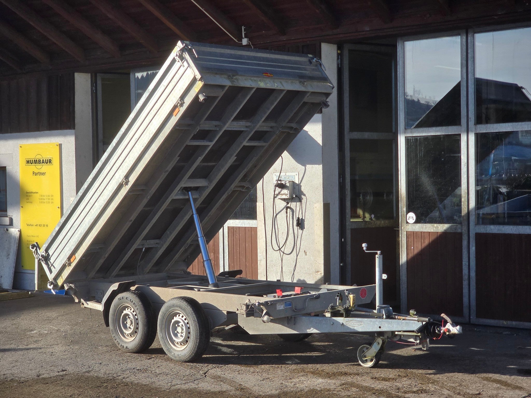 Occasion Kipper Anhänger 3500 kg, ab MFK