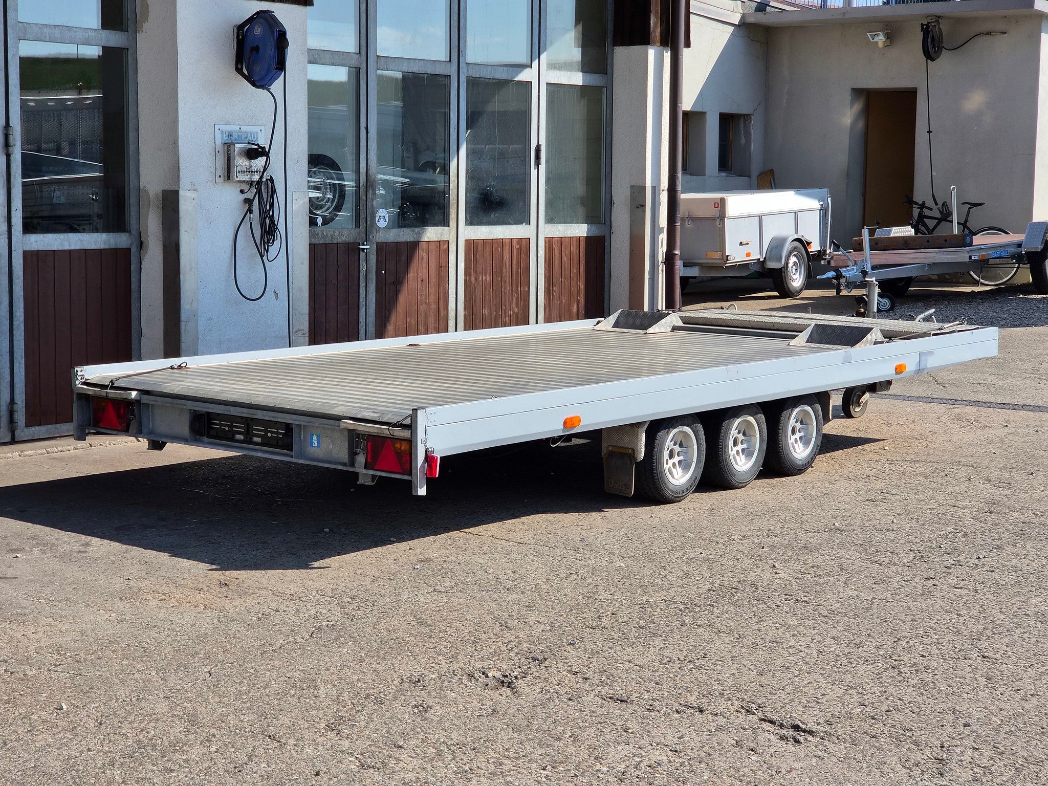 Occasion Autotransport Anhänger 3500 kg, kippbar