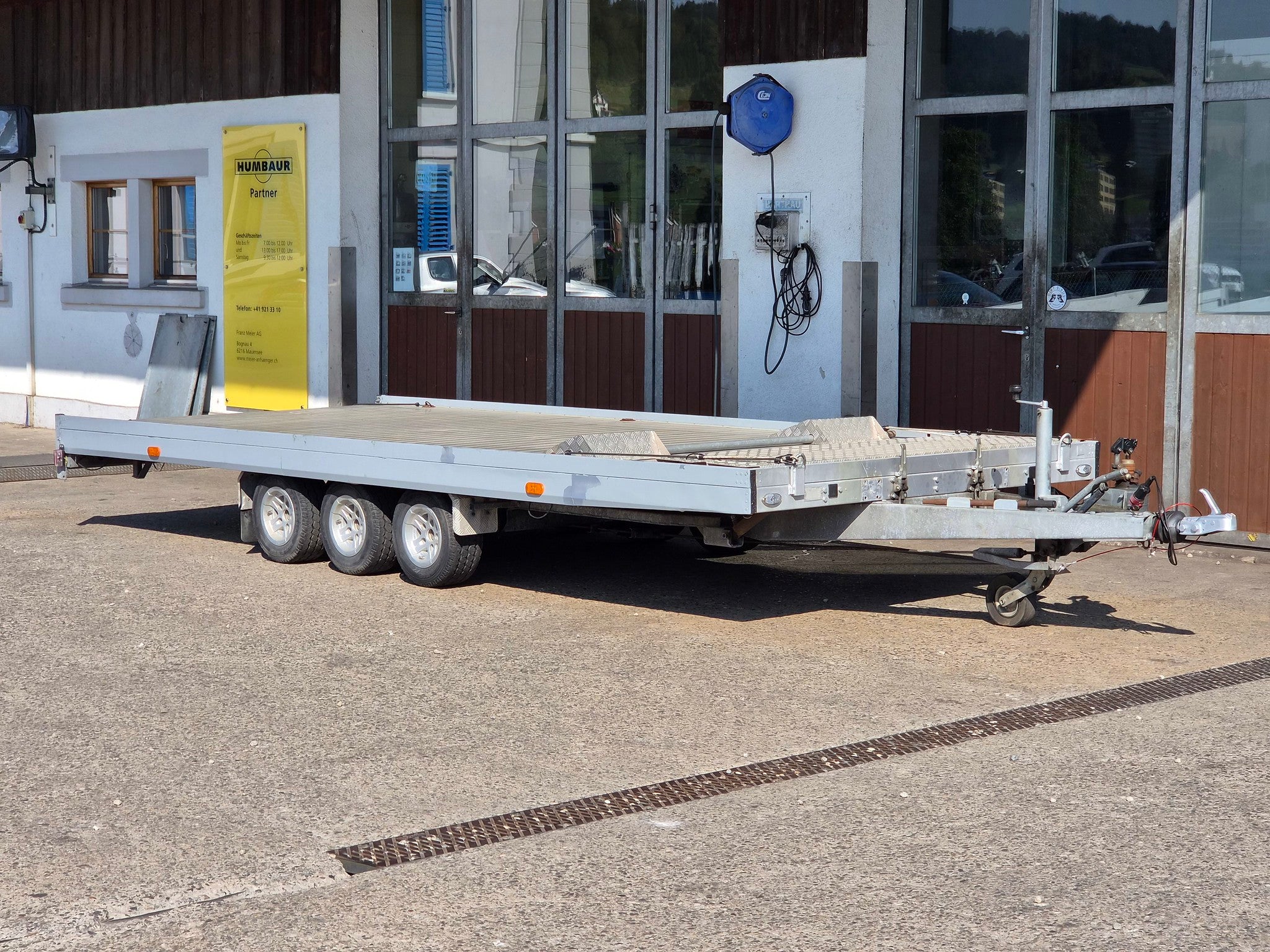 Occasion Autotransport Anhänger 3500 kg, kippbar