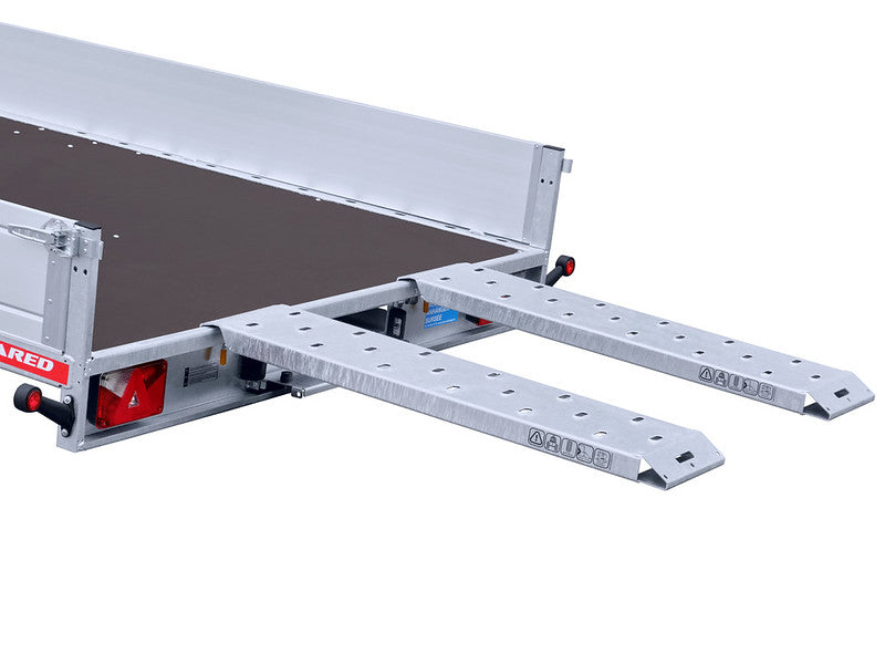 Temared Fahrzeugtransportanhänger Typ CARKEEPER NEW, kippbar mit Auffahrrampen und Bordwänden