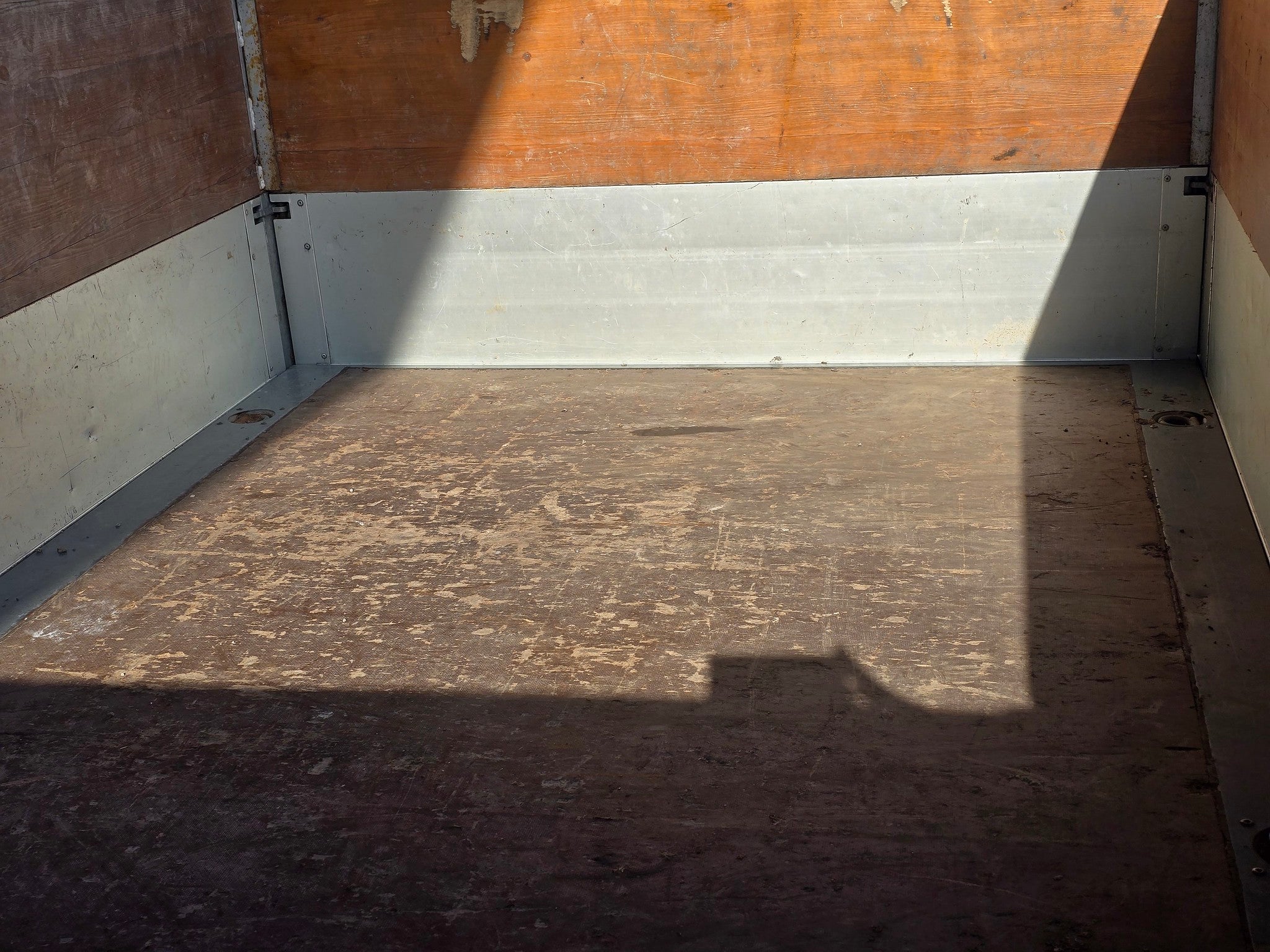 Occasion Anhänger 2000 kg, ab MFK