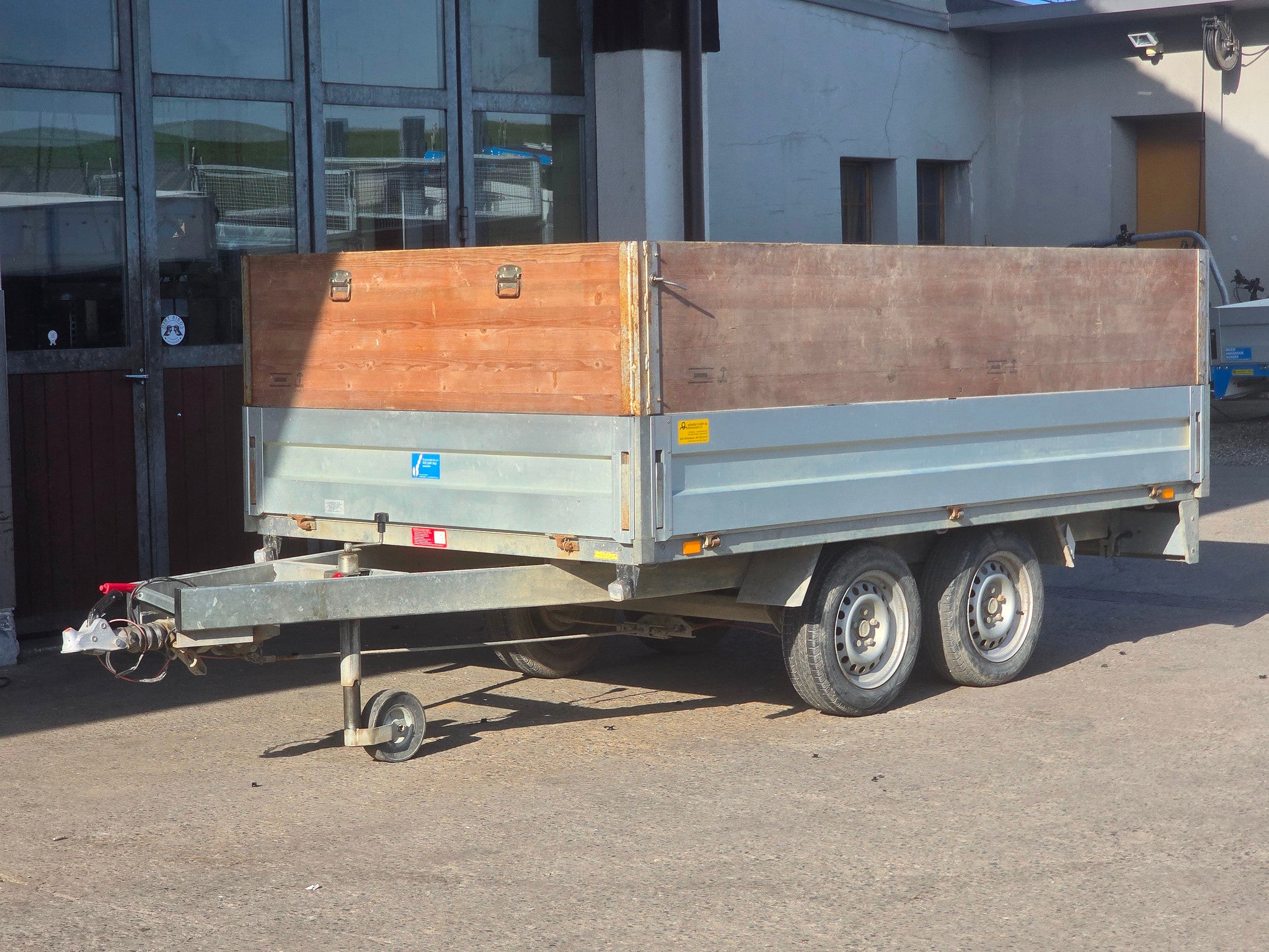 Occasion Anhänger 2000 kg, ab MFK