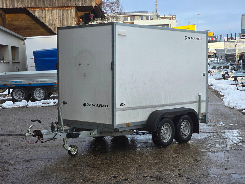 Occasion Kofferanhänger 2000 kg, ab MFK